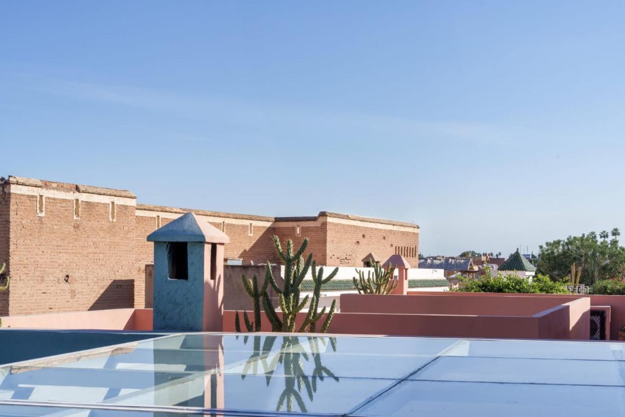 Riad Privatise - 2 Chambres & Petit Dejeuner -Terrasse Marraquexe Exterior foto